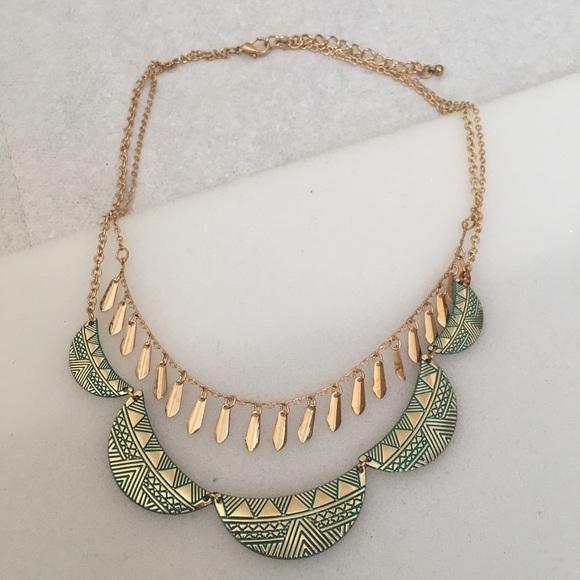 Jewelry - Layer necklace